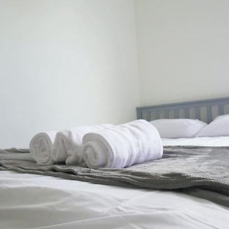 Discover Your Cozy Haven A Perfect Studio Getaway Leamington Spa Esterno foto