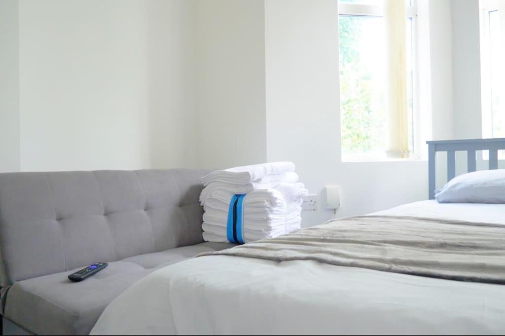 Discover Your Cozy Haven A Perfect Studio Getaway Leamington Spa Esterno foto