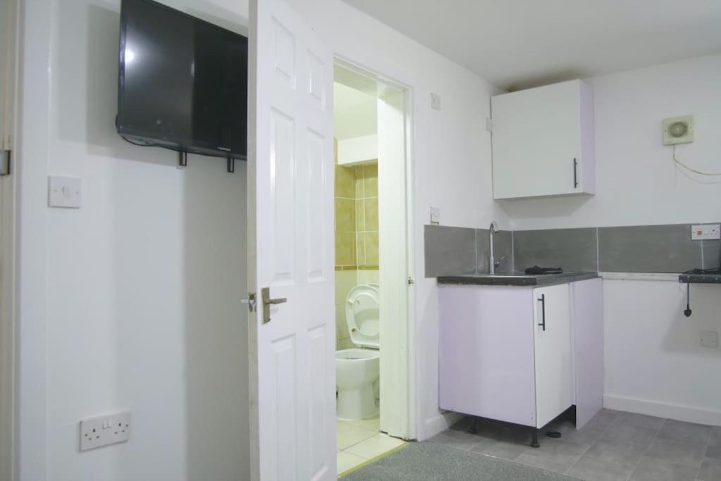 Discover Your Cozy Haven A Perfect Studio Getaway Leamington Spa Esterno foto